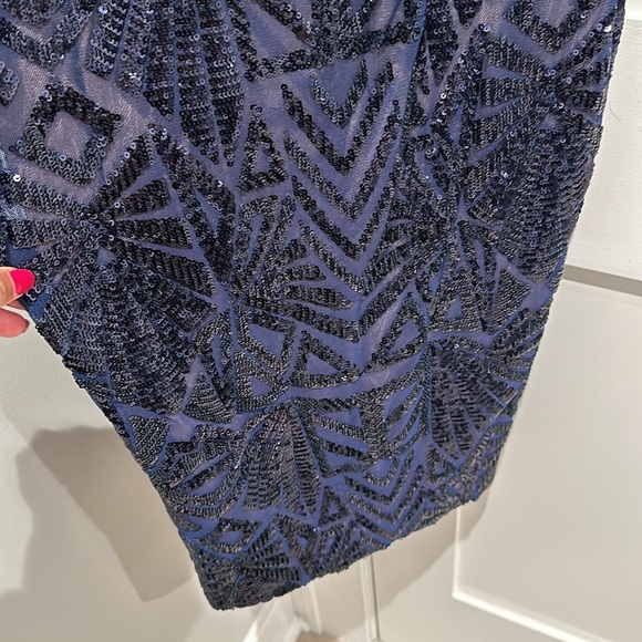 Gorgeous dress - Picture 6 of 11